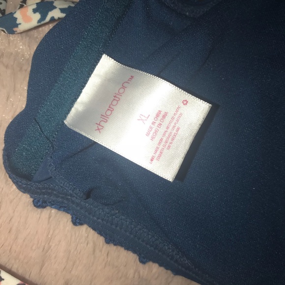 Bathing Suit Set - Picture 8 of 8